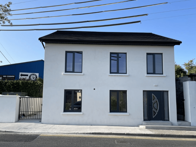 Detached 4 bedroom property
