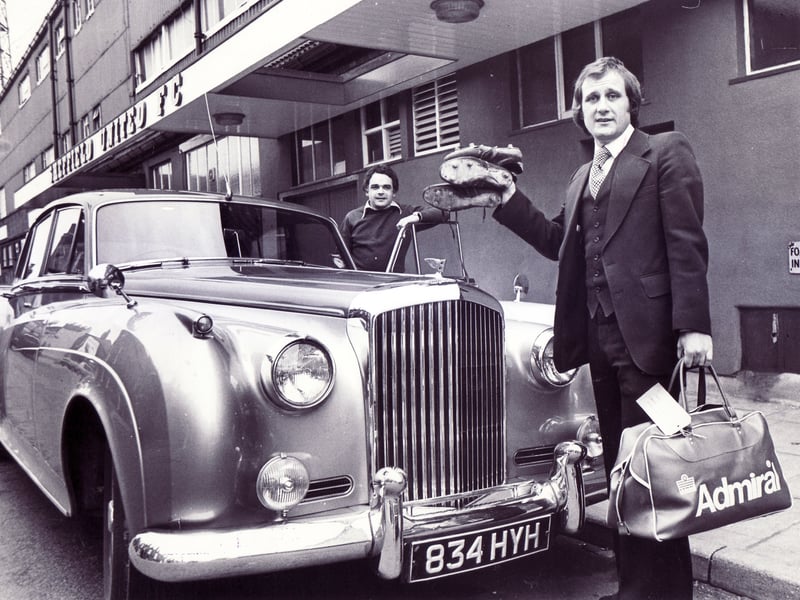 Len Badger, Sheffield United FC, leaves Bramall Lane after being sold to  Chesterfield FC in January 1976.  He played for a further two seasons for the Spireites making 46 appearances before a series of knee injuries ended his career.