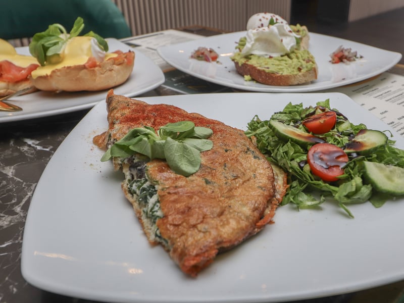 Havn has recently opened in Fratton.  By day they serve breakfast, brunch and coffee, and in the evening the kitchen turns to modern Indian plates, grills, curries and biryani. They also sell tasty cocktails.