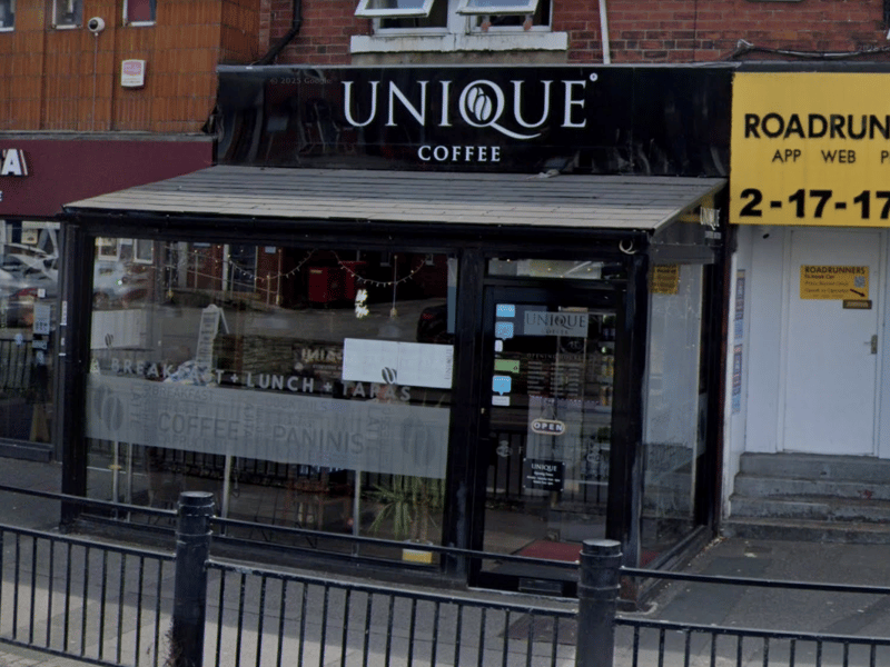 Reviewers have singled out the café's Full English, with one describing it as “10/10” and praising the crispy bacon and runny eggs.