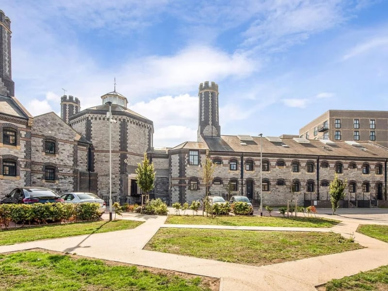 Fancy living in a former prison? 


Picture: Zoopla/ Rok Marsh 