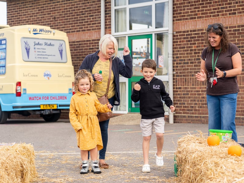 Ivie, Nanny Frank, Georgie, Vicky Newton and Thomas Newton. Pictured by Alec Chapman