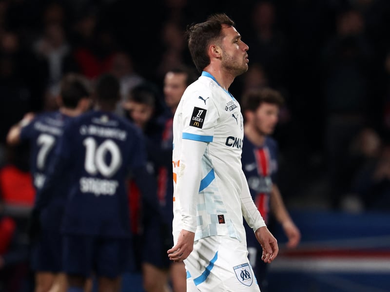 Spanish defender and former Marseille man was most recently in Serie A with Hellas Verona and currently a free agent.