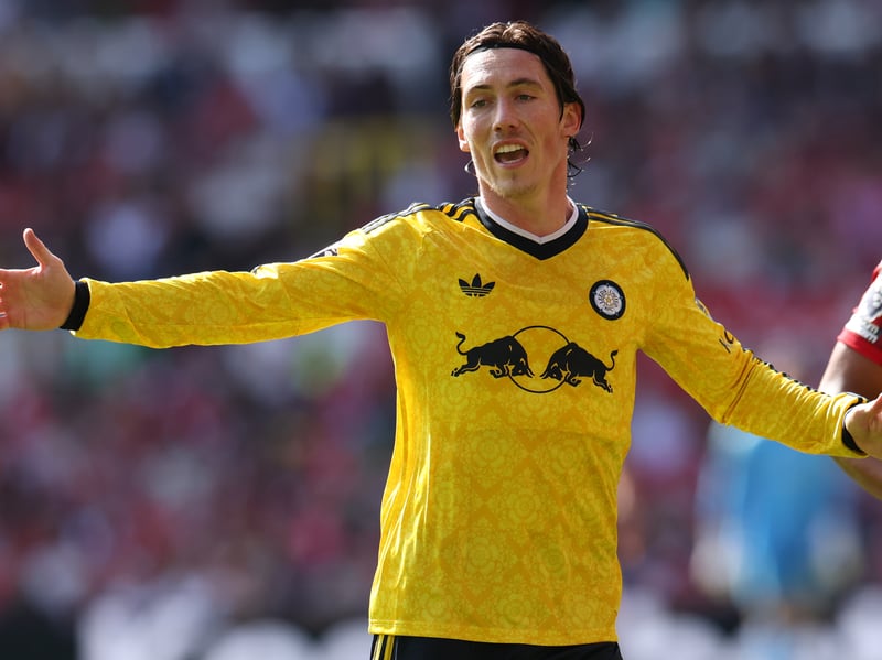 5 - On from the bench as Leeds chased the game but unable to get involved.