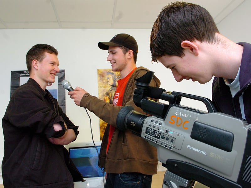 Media students from South Downs College gear up for their forth coming film festival. On the camera is Darren Towler as Wil Wright interviews Dan Kitching.
Picture: Ian Hargreaves (052395-1)