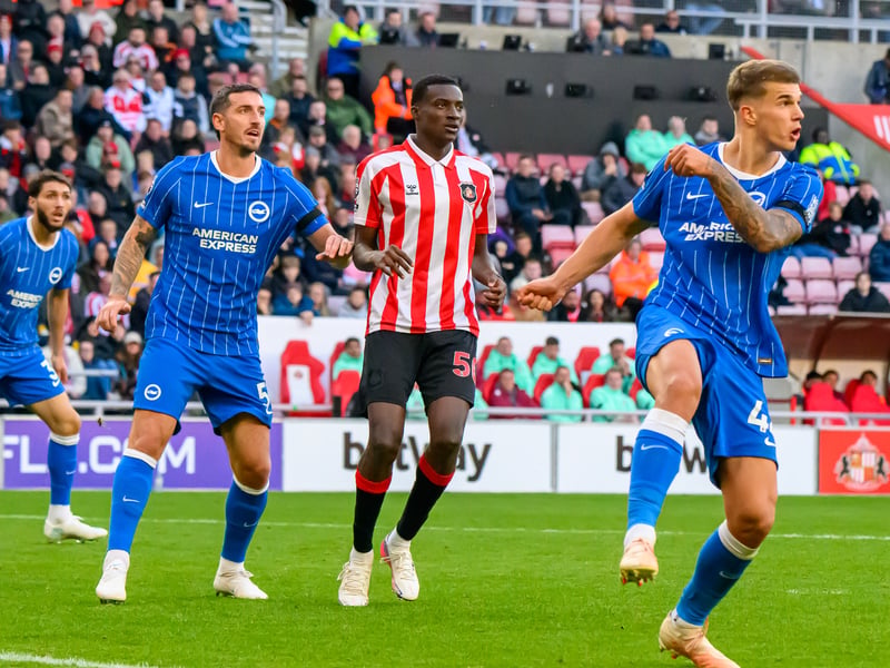 While it would be harsh on Timur Tutierov after a very solid performance in midweek, you'd think Riquelme will return to the squad for this one.
