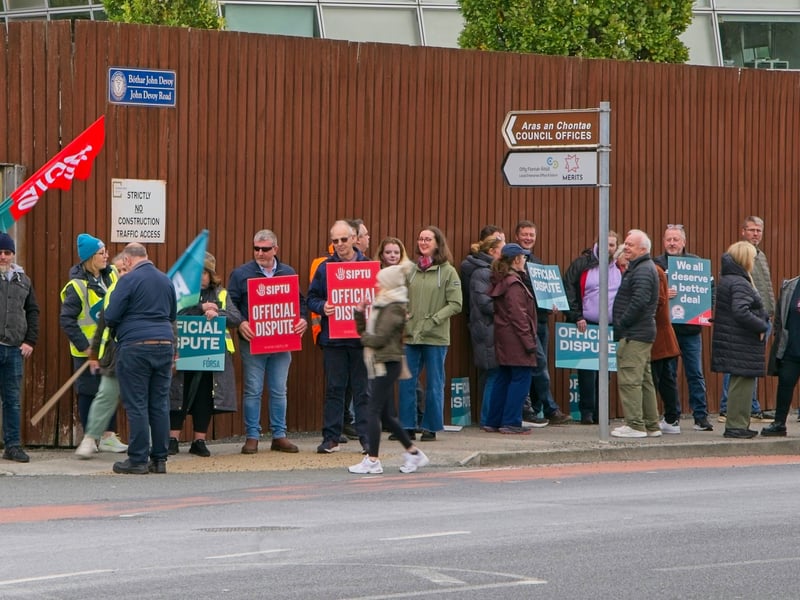 Public sector workers strike at Áras Cill Dara, Kildare Co. Co. offices, Naas, Wednesday, October 14