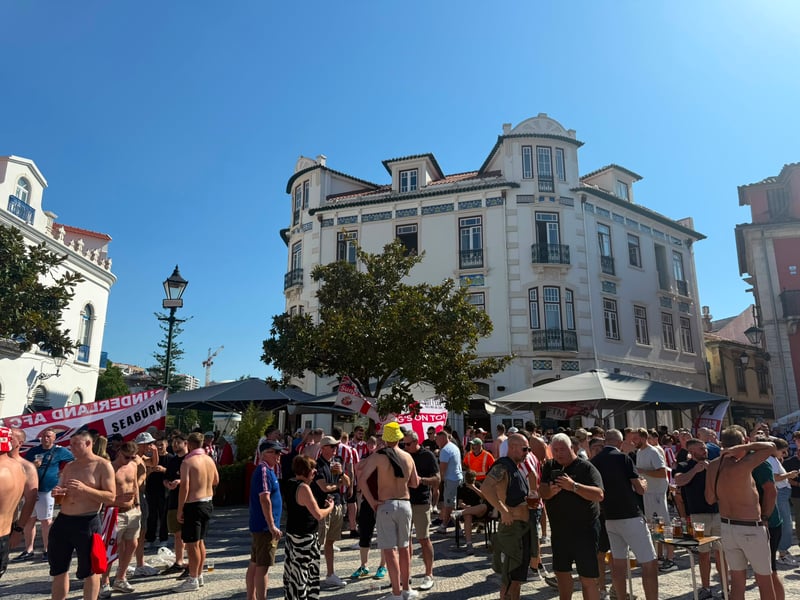 Sunderland fan takeover! Incredible scenes in Portugal.