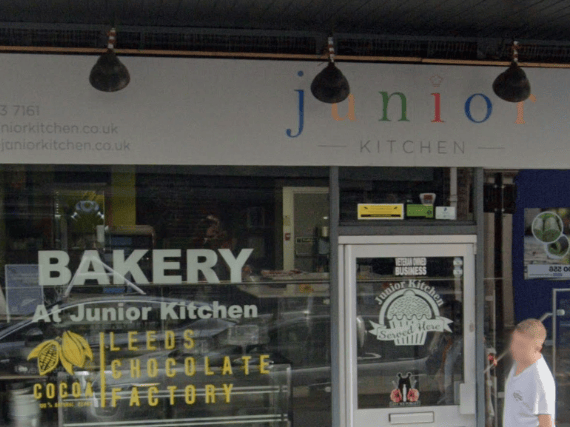 An independent city-centre studio offering handcrafted chocolate bars, seasonal cocoa gifts, and artisan sweet treats. 🍫 Albion Street, Leeds City Centre, LS1 6AD