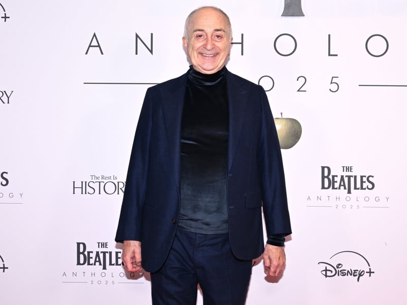 Actor, author and broadcaster Tony Robinson counts shows such as Blackadder and Time Team among his filmography, and he is charging £30 for a photo and another £30 for an autograph (plus booking fees).