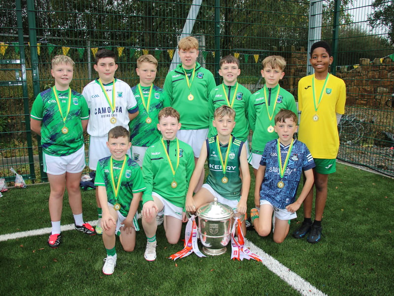 SHANE O'Neill's team fought hard showing great skills and put on a great match for the first historic match on the 4G pitch. LB4073