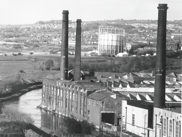 A view of Cairo Mill and the old Whittlefield area before redevelopment, taken from Boat Horse Lane. Boat Horse Lane is located above Gannow Tunnel. This was the route that horses pulling barges along the canal had to use as there is no tow-path in the tunnel, hence the name.