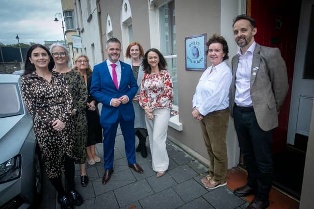 HEALTH MINISTER VISITS DERRY WELL WOMAN. . . . . The Minister for Health Robbie Butler pictured during a courtesy visit to Derry well Woman Centre, Queen Street, Derry on Wednesday afternoon. Included from left are Marie Claire McLaughlin, Chair, DWW,, Sandra McNeill, DWW, Paula Tweedie, Co-Director of Hospital Care, Department for Health, Colr. Janice Montgomery, UPP, Rhonda Murphy, General Manager, DWW, Karen Meehan, DWW and Ryan Wilson, Director of Secondary Care, Department for Health.