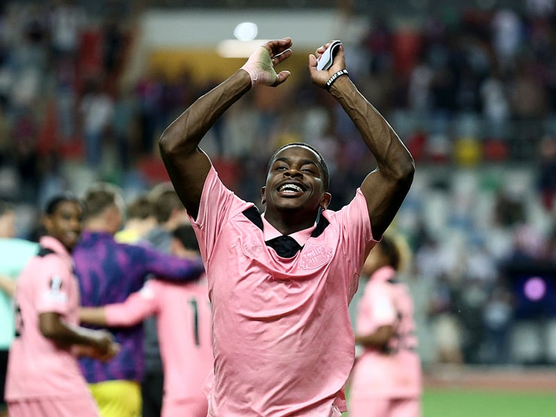 Sunderland players celebrate after late Europa League drama.