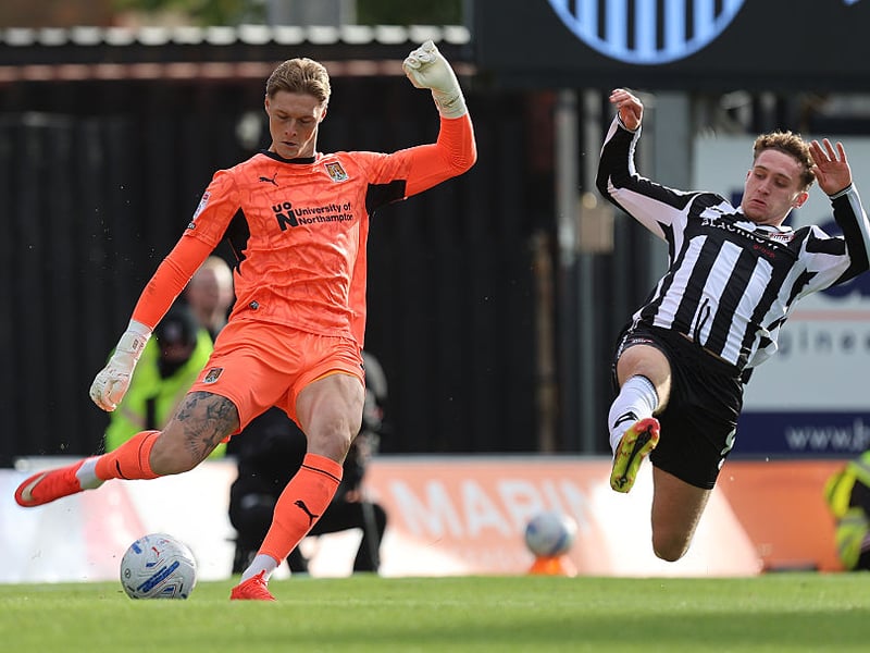 A third clean sheet of the season and he made a significant contribution to it. Kept out Morgan midway through the first half but his best work came just before the break, brilliantly thwarting Amaluzor and blocking from Green at close-range. Enjoyed celebrating at full-time and rightly so...7.5