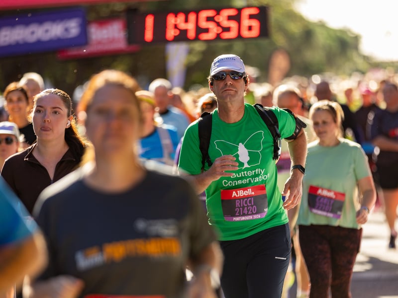Great South Run purple wave