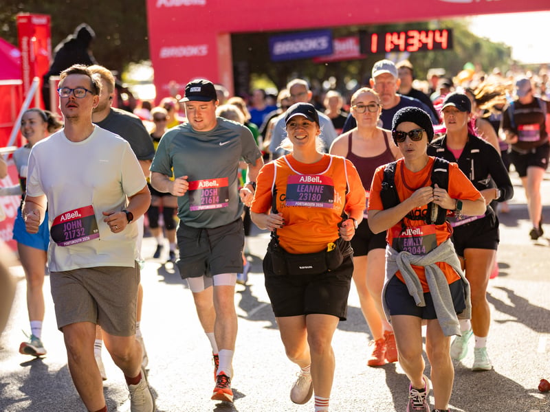 Great South Run purple wave