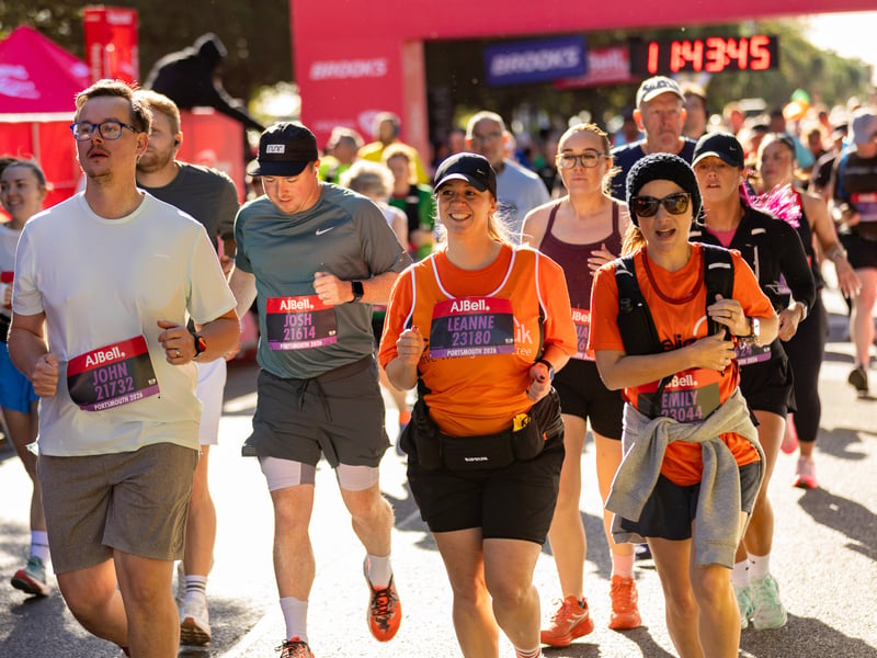 Great South Run purple wave