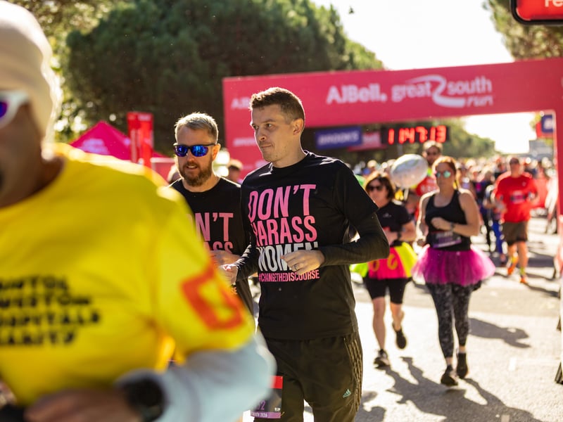 Great South Run purple wave