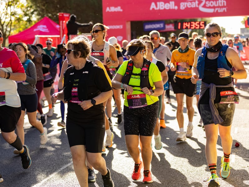 Great South Run purple wave