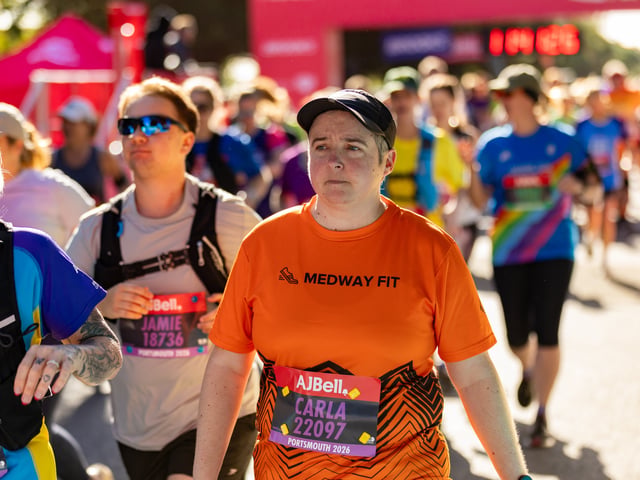 Great South Run purple wave