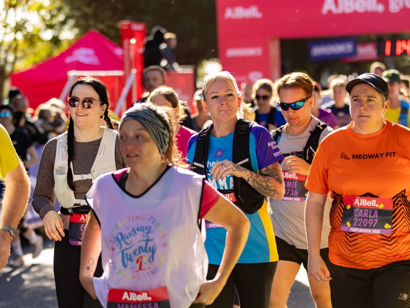 Great South Run purple wave