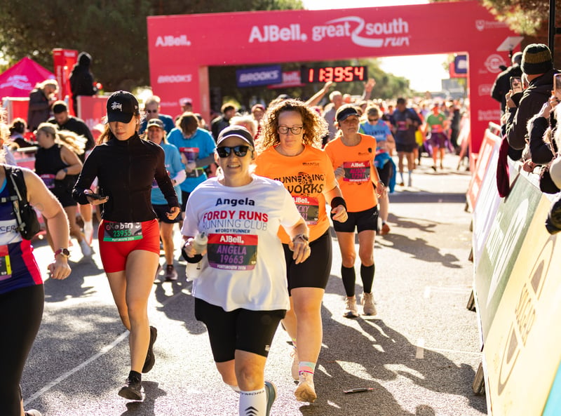 Great South Run purple wave