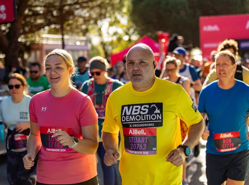 Great South Run purple wave