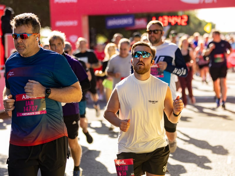 Great South Run 2026 blue and pink waves