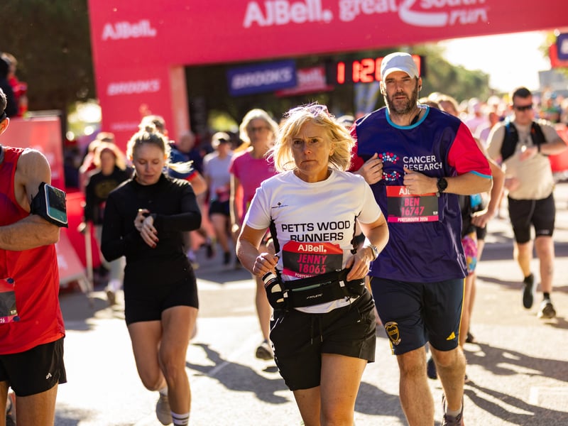 Great South Run 2026 blue and pink waves