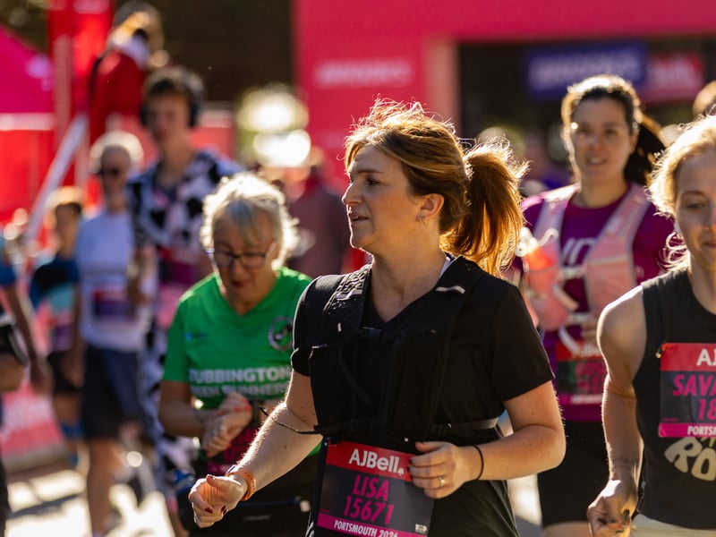 Great South Run 2026 blue and pink waves