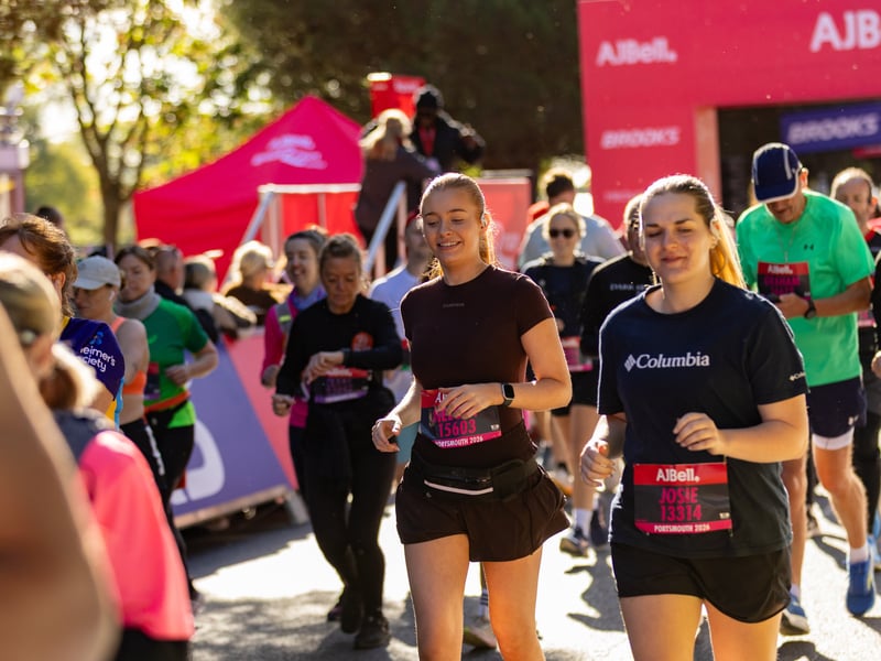 Great South Run 2026 blue and pink waves