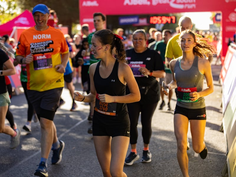 Great South Run 2026 green and orange waves