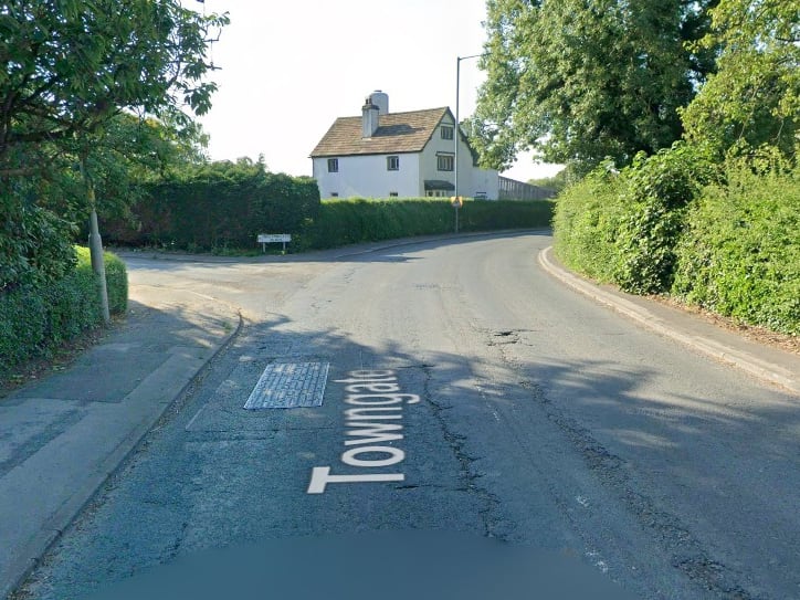 What: Temporary traffic lights
Why: URGENT SAFETY FRAME AND COVER REPLACEMENT IN THE CW (BT)
When: Oct 19-Oct 20