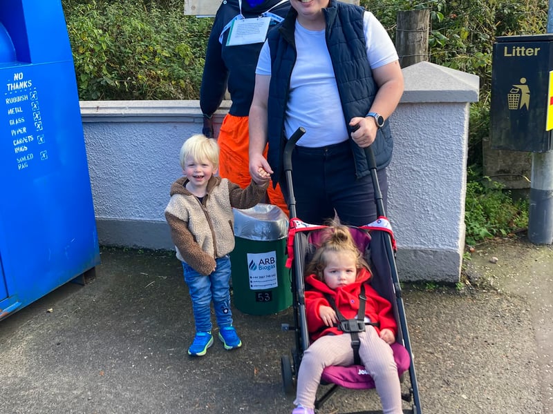 Matthew with Eden and Noah. ST264311