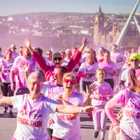 Hundreds take part in Foyle Pink Run to mark Breast Cancer Awareness Month
