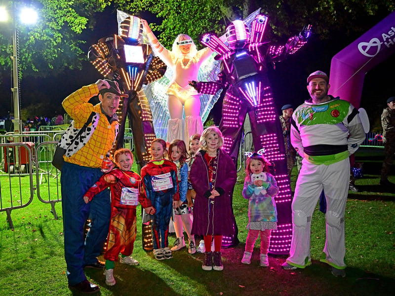 Little superheros meet big characters from their favourite films.