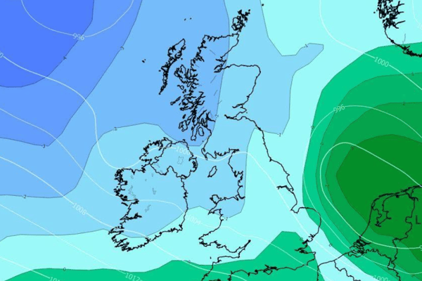 Weather temperatures are set to swing by as much as 14C this week