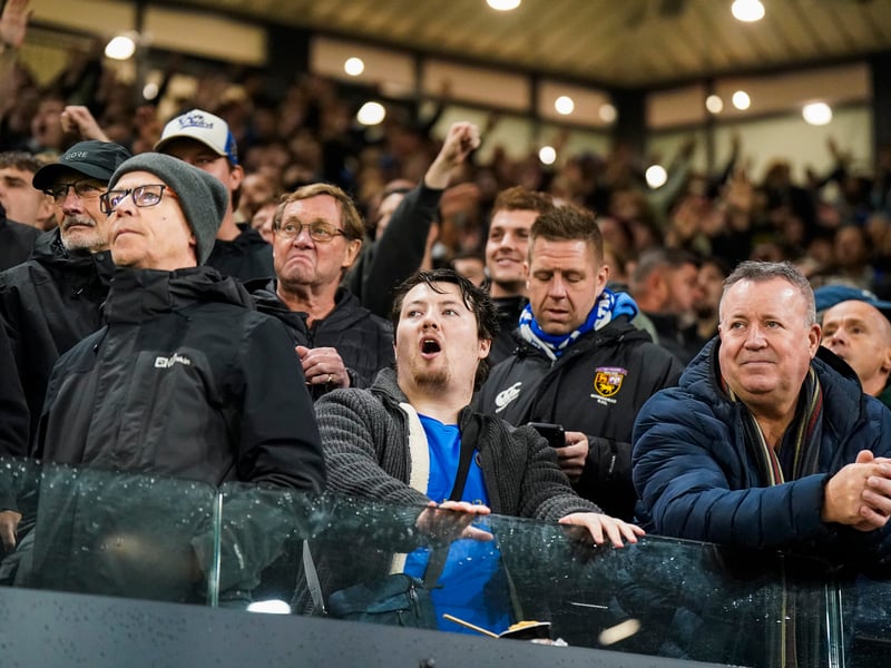 1,976 Pompey fans made the midweek trip to Molineux.
