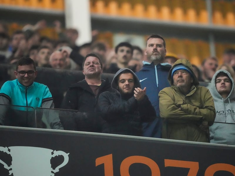 1,976 Pompey fans made the midweek trip to Molineux.