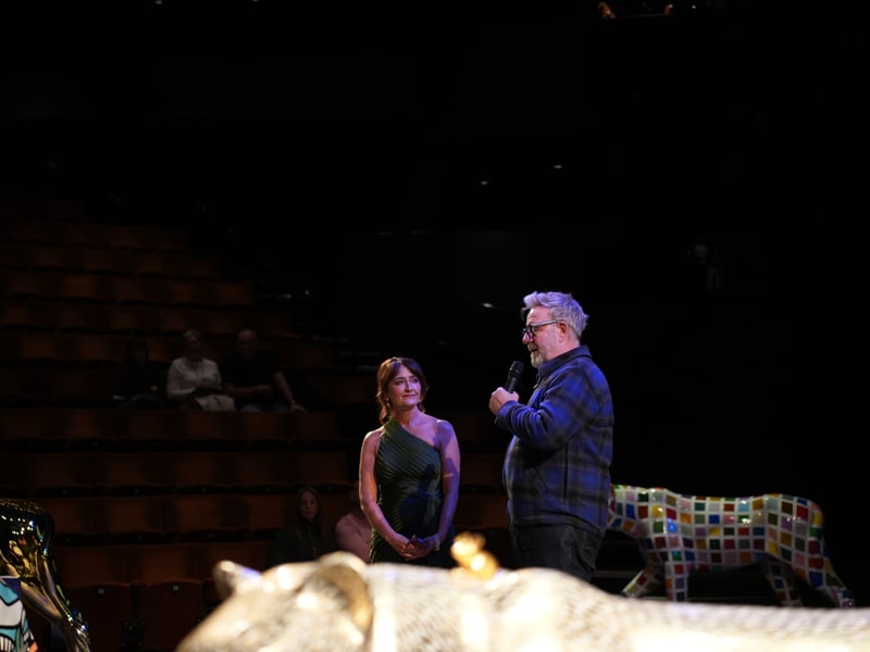 Auctioneer Lucy Crapper and Sheffield artist Pete McKee at the Pride of Yorkshire auction.