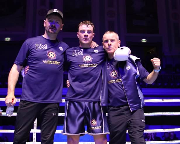 Ryan Murphy has had his first pro fight on a Conlan show (Unleashed) in the Ulster Hall in Belfast.