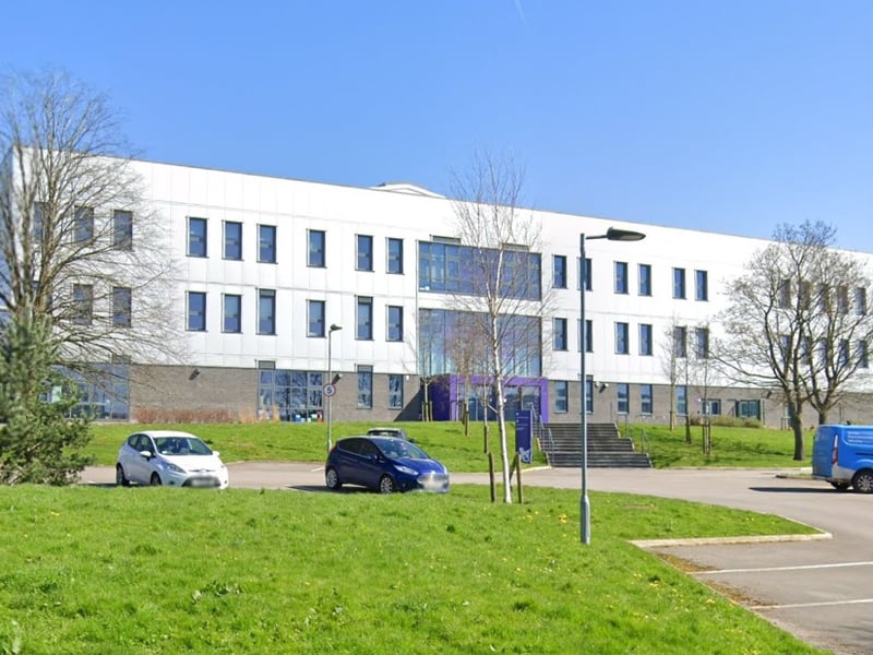 126 pupils put this school as their first choice but only 113 first choice offers were handed out which is a success rate of 89.68%
