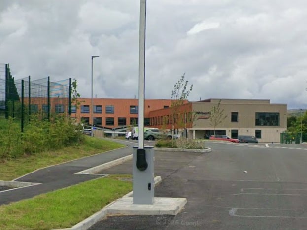 165 pupils put this school as their first choice but only 124 first choice offers were handed out which is a success rate of 75.15%