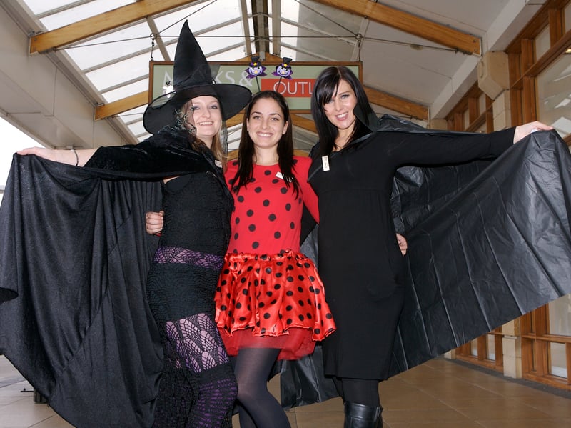 28th October 2007.Halloween event at Doncaster's Lakeside Village.