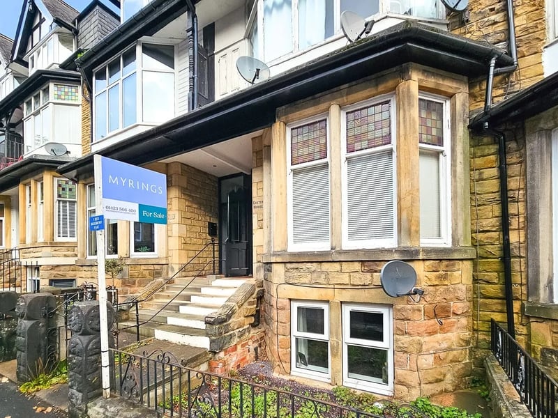 This one bedroom and one bathroom flat is for sale with Myrings Estate Agents for £132,500