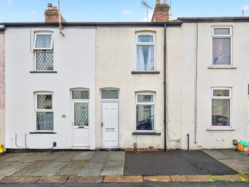 This two bedroom and one bathroom terraced house is for sale with Hunters for £200,000
