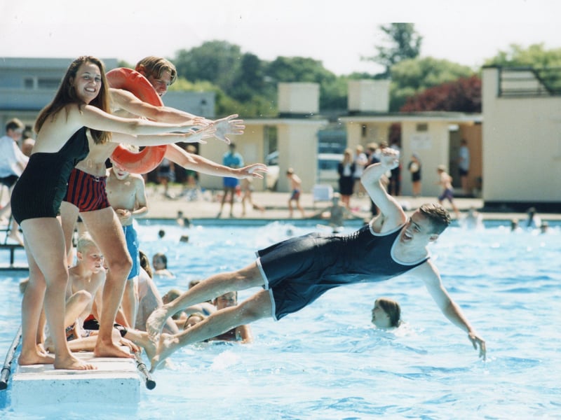 Hilsea Lido in July 1995.
Picture: (PP1284)