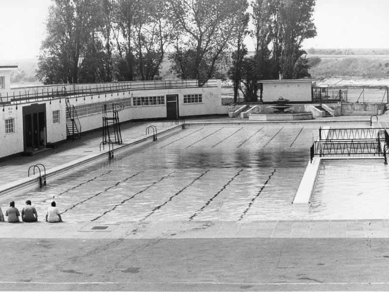 Hilsea Lido in July 1985.
Picture: (PP3507)
