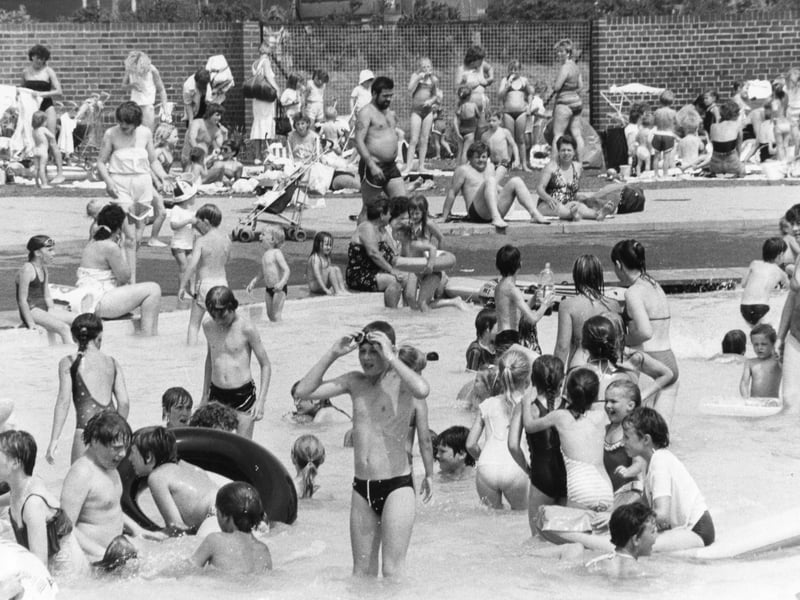 Hilsea Lido in June 1986.
Picture: (PP610)